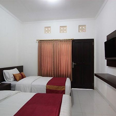 Bakung Sunset Hotel Kuta  Exterior photo