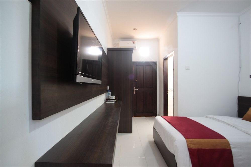 Bakung Sunset Hotel Kuta  Exterior photo