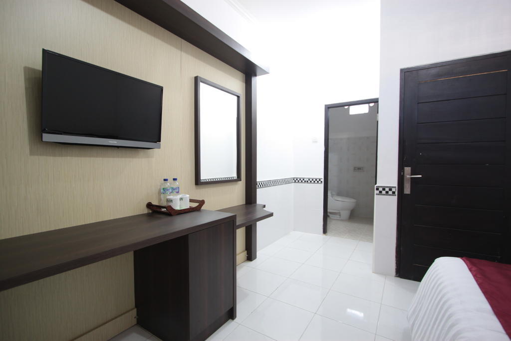 Bakung Sunset Hotel Kuta  Exterior photo