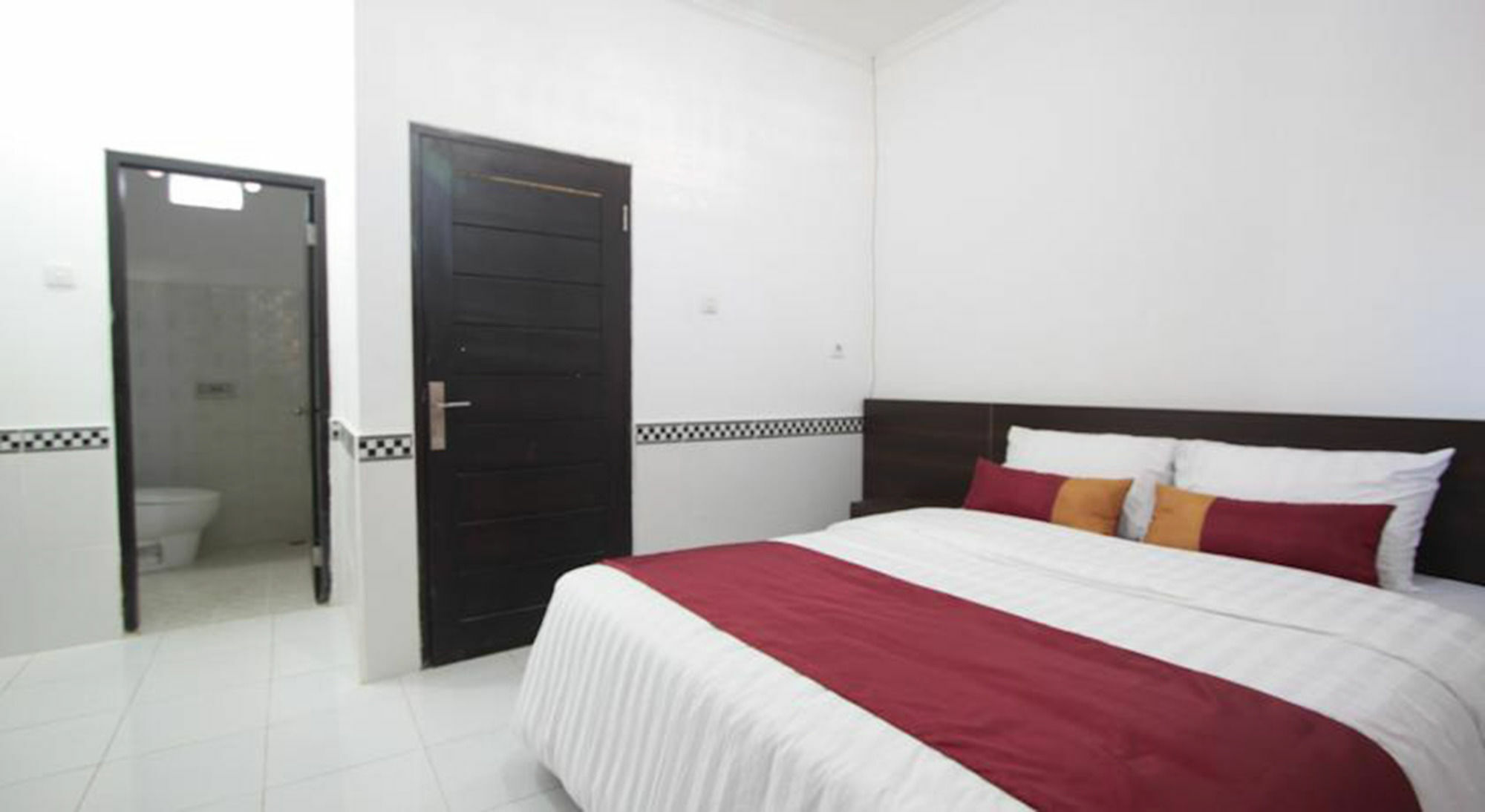 Bakung Sunset Hotel Kuta  Exterior photo